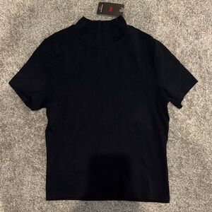 Levi’s Classic Black Mock Neck Short Sleeve Women's Tee